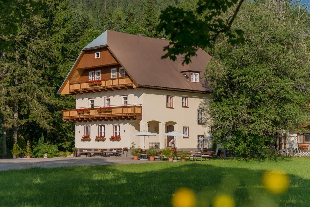 Bio-Holzhaus Und Landhaus Heimat Ramsau am Dachstein Bagian luar foto