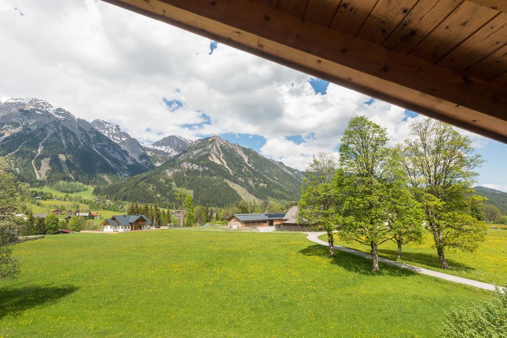 Bio-Holzhaus Und Landhaus Heimat Ramsau am Dachstein Bagian luar foto