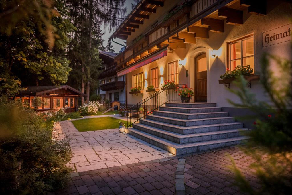 Bio-Holzhaus Und Landhaus Heimat Ramsau am Dachstein Bagian luar foto
