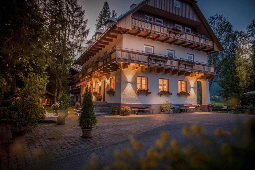 Bio-Holzhaus Und Landhaus Heimat Ramsau am Dachstein Bagian luar foto